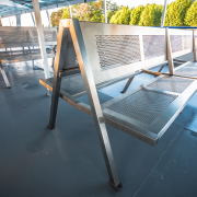 Szent Miklós motoros felső fedélzet padok