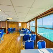 Füred katamarán felső szint belső tér