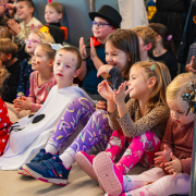 Halloween hajó gyerekekkel